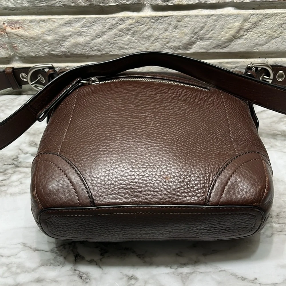 Coach Vintage Brown Pebbled Leather Crossbody Shoulder Bag Sling in GUC - Picture 9 of 16